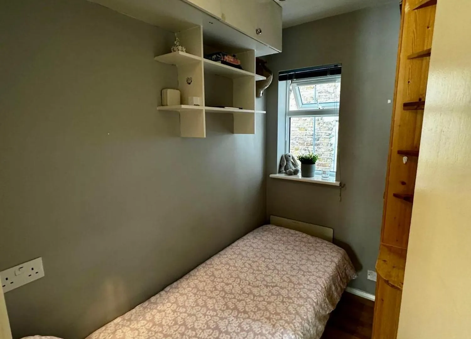 Amazing En-Suite Apartment In Finchley Central Londra Birleşik Krallık