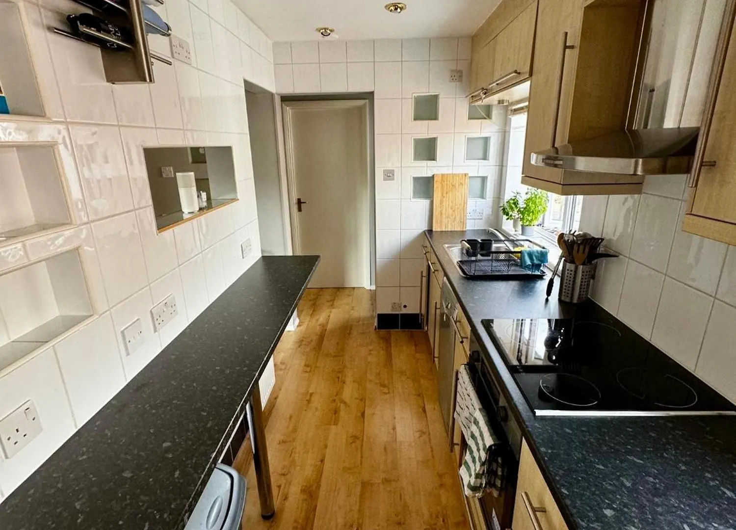 Amazing En-Suite Apartment In Finchley Central London