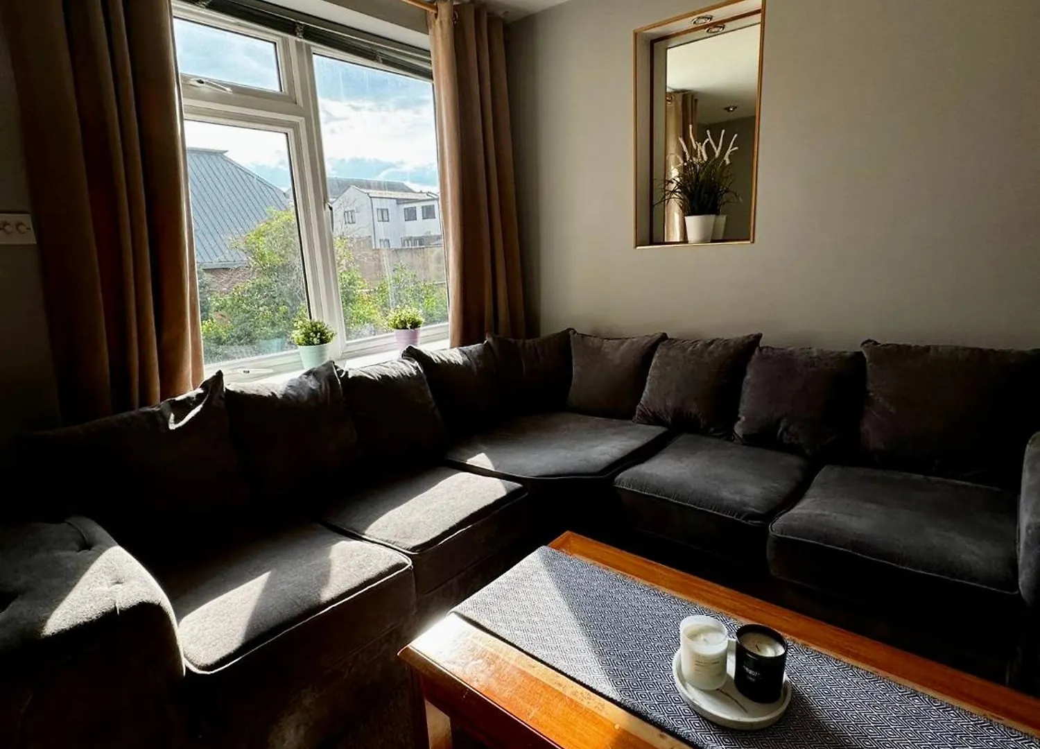 Amazing En-Suite Apartment In Finchley Central London