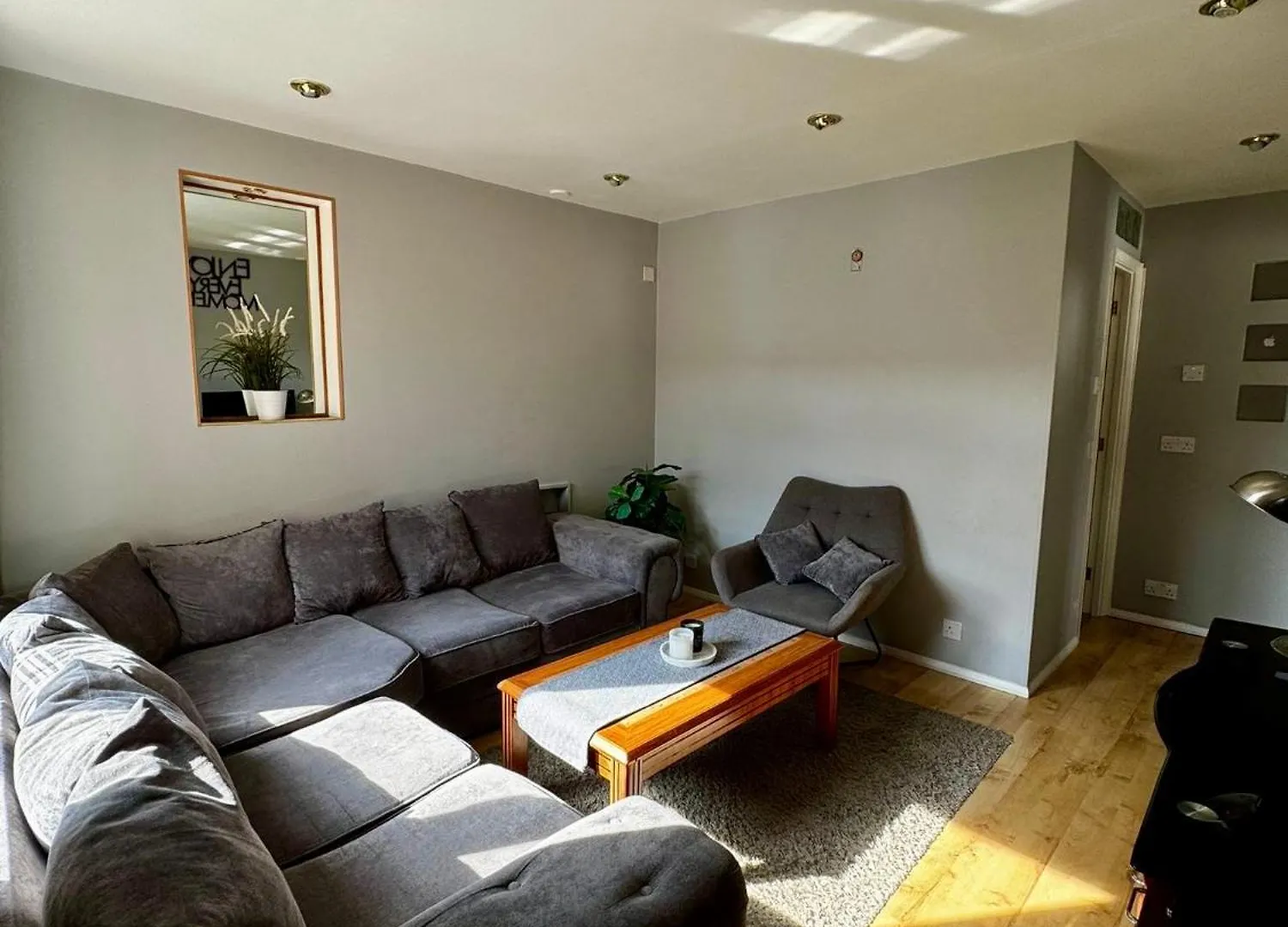 Amazing En-Suite Apartment In Finchley Central London